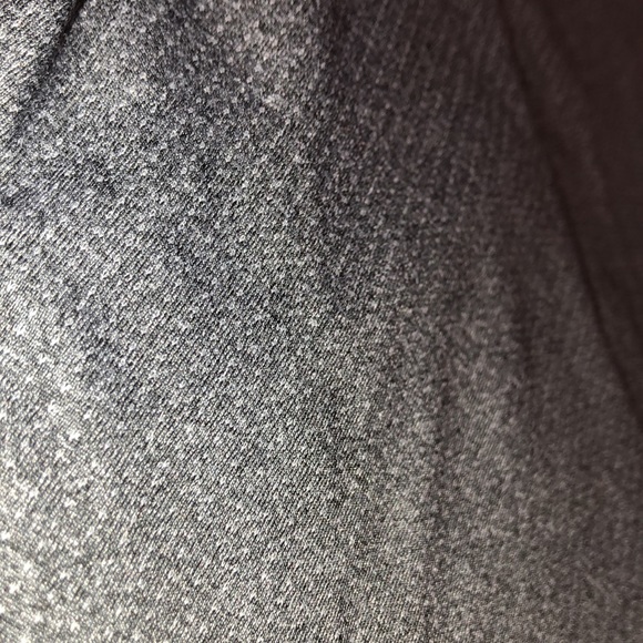 Old Navy Active Go-Dry Tank - Picture 3 of 7